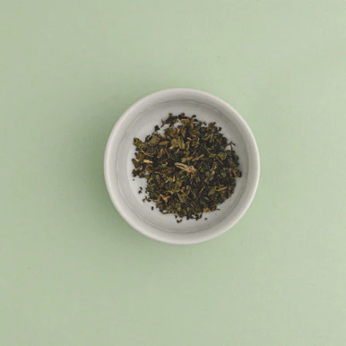 Nettle Leaf Cut & Sifted