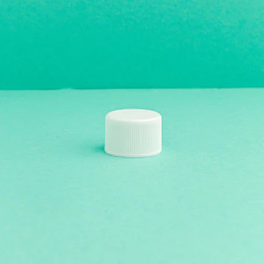 White Ribbed Lids 24/410